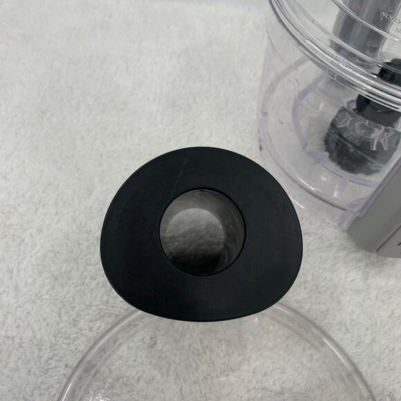 Veggie Bullet Main Bowl w/Pusher 2 Lids VB-102 Replacement Parts 2D 1D - Picture 14 of 15